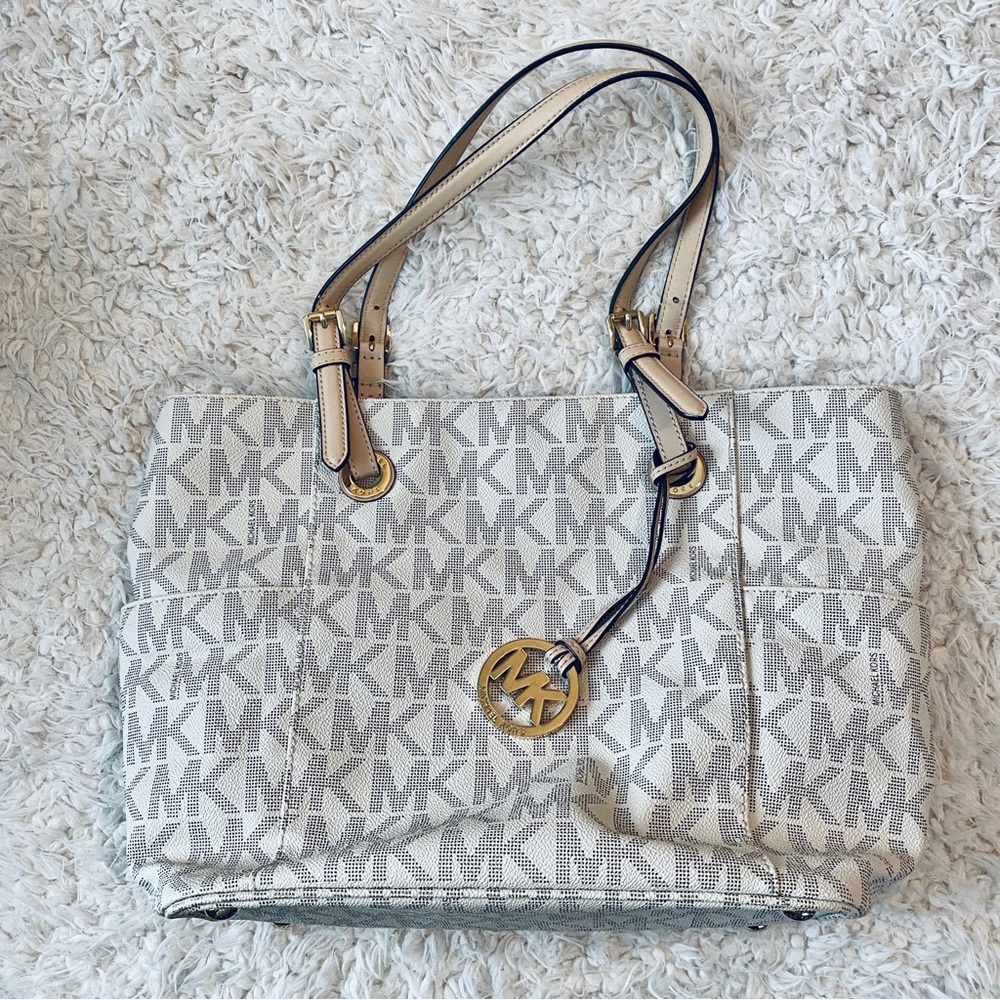 Michael Kors MK Classic Signature Tote Bag